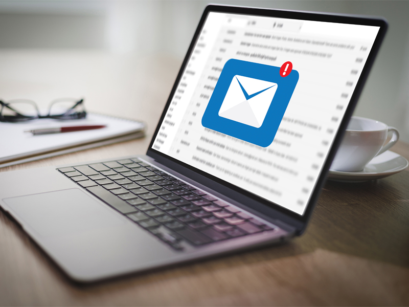 How to file a complaint - Submit your issue with Lynka via email Laptop screen displaying an email notification, representing how to file a complaint